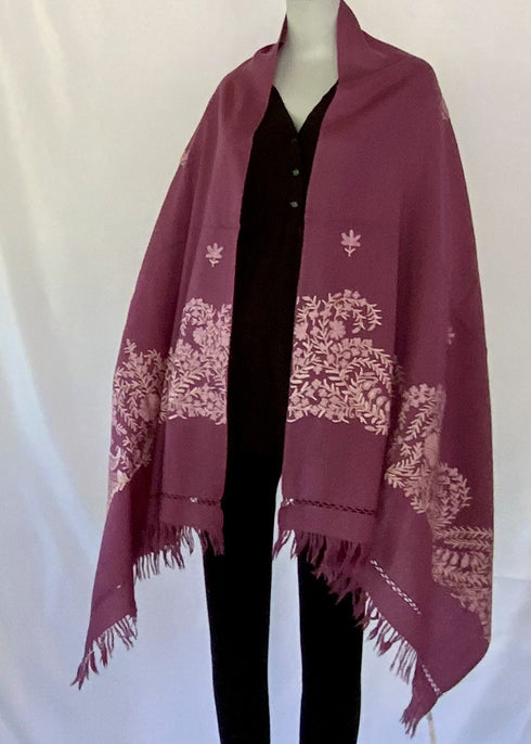 Hand Embroidered Aari Tari Point Border